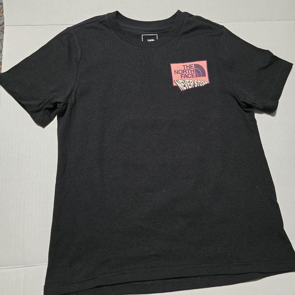 NWT The North Face Cotton Boys Graphic Tee NF0A8B1J4O91-M Black Size M (10) - Picture 3 of 10